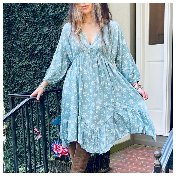 Floral Print Boho Ruffle Hem dress - Picture 4 of 5